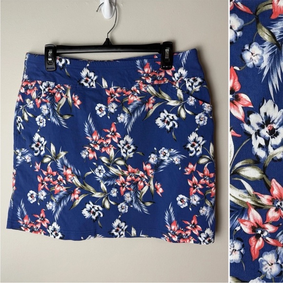 Mario Serrani Pants - Mario Serrani Italy Comfort Stretch Skort Size Large Floral Built in Shorts Blue
